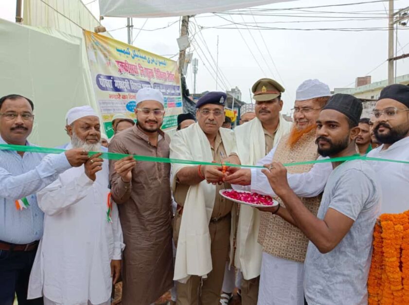 किछौछा उर्स के दौरान चल रहा है निशुल्क मैडिकल कैंप का आयोजन