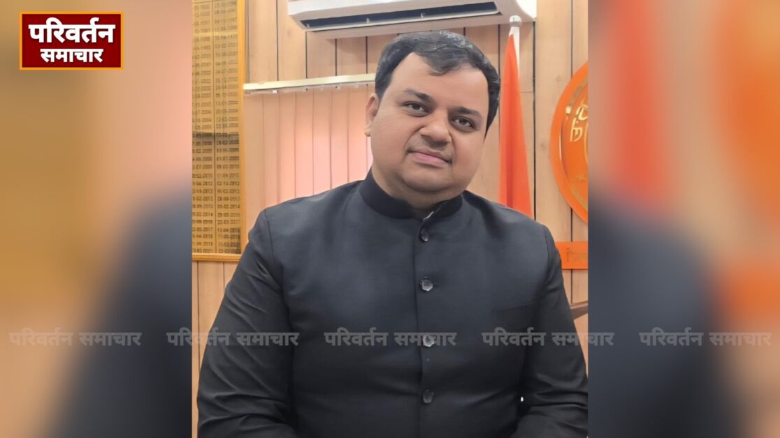 डीएम की बड़ी कार्रवाई: वित्तीय अनियमितता में दो ग्राम प्रधानों की शक्तियां सीज, जिले में मचा हड़कंप